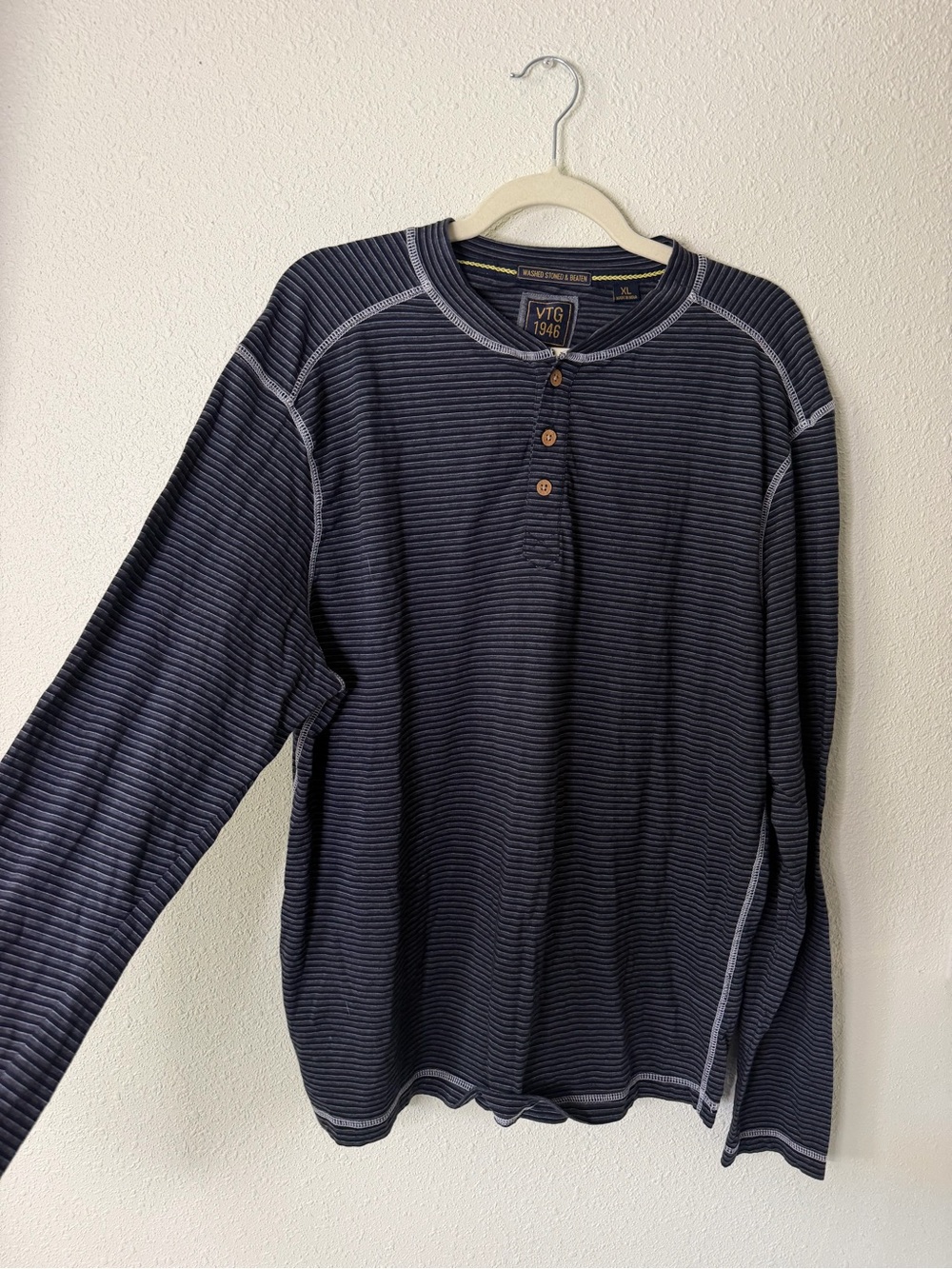 VTG 1946 Striped Henley Mens Size XL Blue Gray Long Sleeve White Stitching